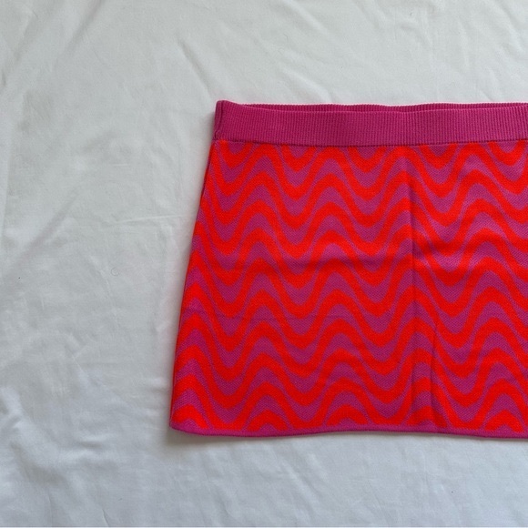 ★ NWOT H&M Divided Knit Skirt - Pink ★ - Picture 10 of 15